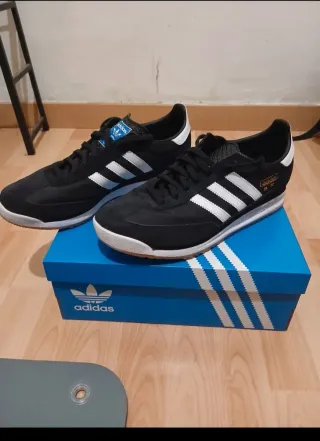 Adidas SL 72 Negras y Blancas
