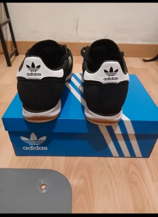 Adidas SL 72 Negras y Blancas