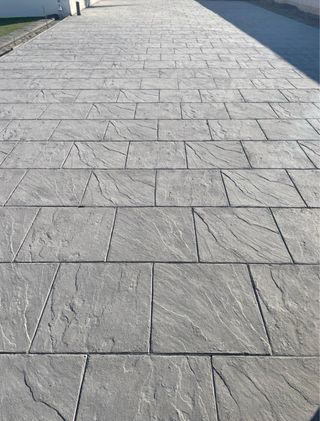 Hormigón impreso escaleras y patio