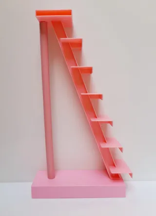 scala per casa Barbie
