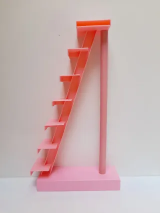 scala per casa Barbie