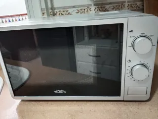 Microondas Valberg Plata
