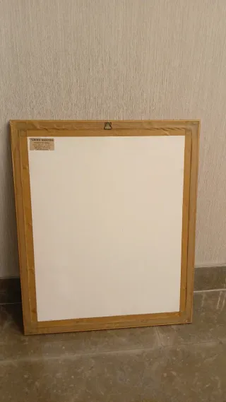 Quadro Bordado à Mão Ponto Cruz - Topiária Floral.