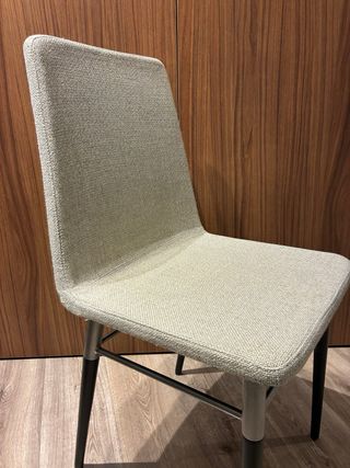 Mesa comedor y 4 sillas