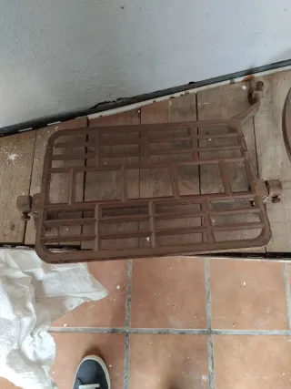 Pedal y Rueda Máquina Coser Antigua