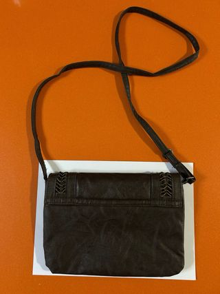 Bolso bandolera marrón estilo boho