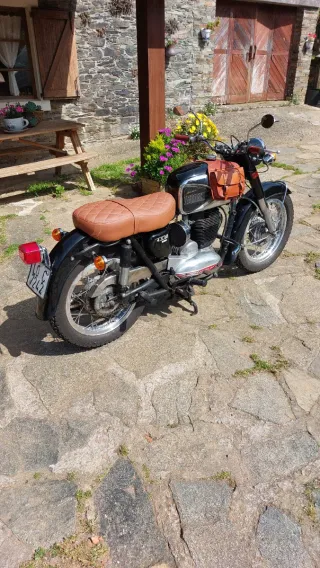 Sanglas 400