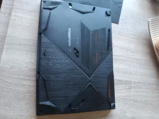 MSI GF63 Thin 12UC Laptop