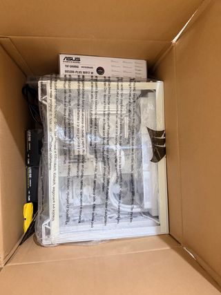 Placa Base ASUS TUF B850 + Combo Corsair