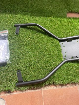 Soporte Baúl Vespa