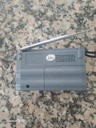 Rádio Portátil Baijiali AM/FM Bateria