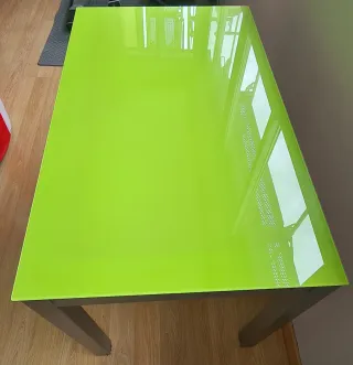 Mesa de cocina cristal verde y metal 100x60