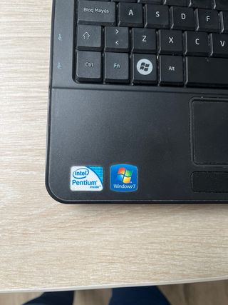 Portátil eMachines 15.6 T4500 2GB RAM 640GB HDD