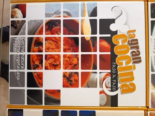 Colección de 9 libros de recetas de cocinas.