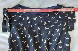 Vestido Tenki azul marino con pájaros