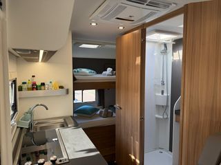 Autocaravana Adria Coral 670 - 7 plazas