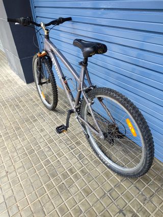 Bicicleta B'Twin 5.1 26 Pulgadas 21 Velocidad