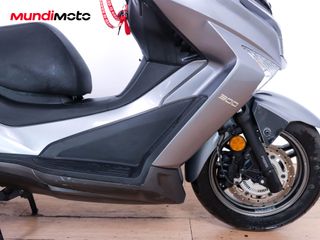 KYMCO GRAND DINK 300 ABS