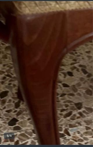 Sillón Descalzadora Tapizado Beige y Madera