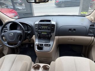KIA Carnival 2008