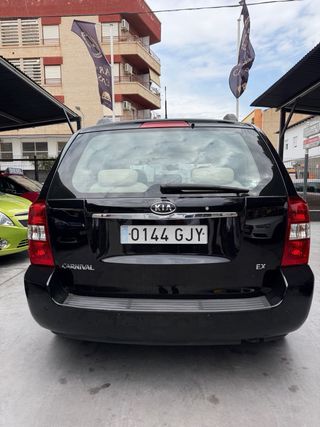 KIA Carnival 2008