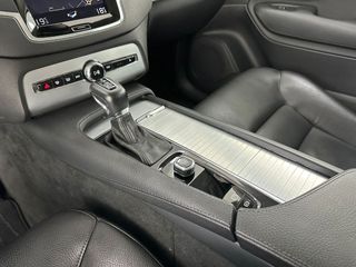 VOLVO XC90 2.0 D4 Momentum Auto