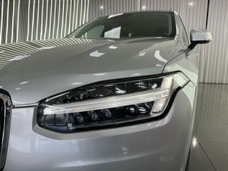 VOLVO XC90 2.0 D4 Momentum Auto