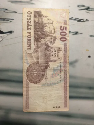 Lote de dos billetes Antiguos Hungría 500 y 200