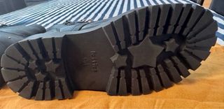 Botines Lefties Negros Talla 35 con Cadena