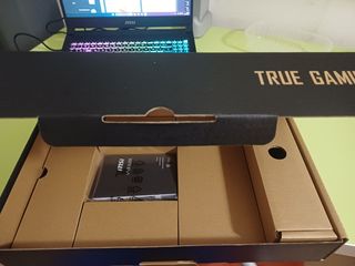 MSI Katana RTX 5060 - Core i9 14900HX nuevo