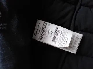 PLUMAS GRIS, MARCA SALSA