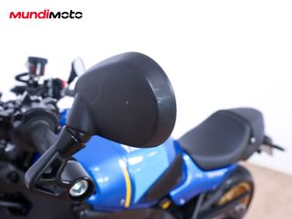 YAMAHA XSR 900