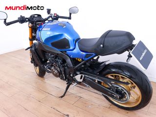 YAMAHA XSR 900