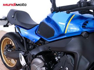 YAMAHA XSR 900