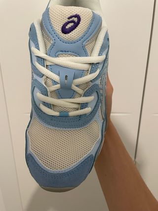 Asics Gel NYC Azul y Blanco