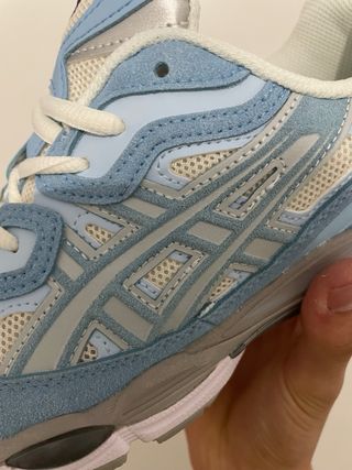 Asics Gel NYC Azul y Blanco