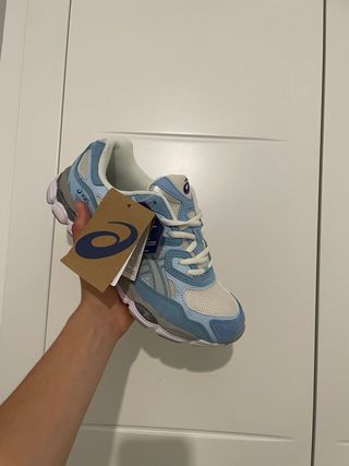 Asics Gel NYC Azul y Blanco