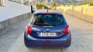 Peugeot 208 1.4hdi