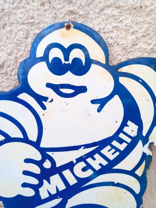 Placa esmaltada Michelin