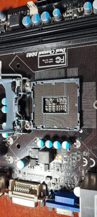 Motherboard MSI H61M-P31/W8 (LGA 1155)