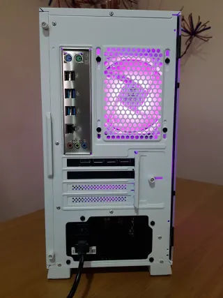 PC Edicion/Gaming 18 Núcleos 32GB RAM RTX 3060 Ti