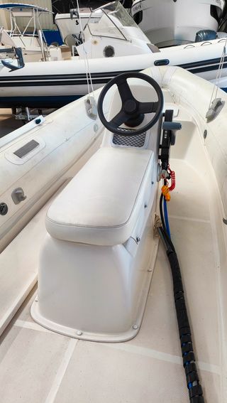 Suzumar 420 Semirrígida