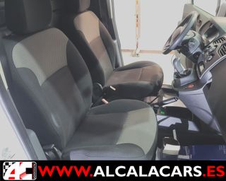 0869-LFG FURGON Renault Kangoo