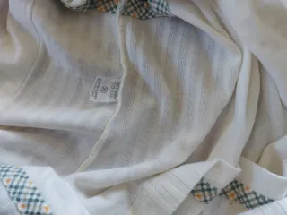 Pijama de tirantes estampado. Como nuevo.