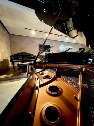 Piano de cola Yamaha C3