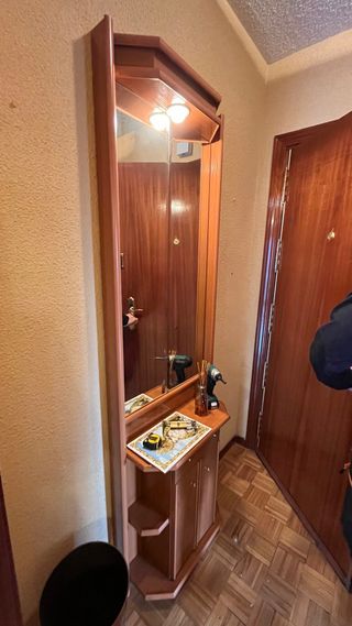 Mueble de entrada madera y cristal