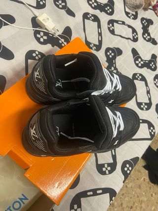 Zapatos Louis Vuitton Negros