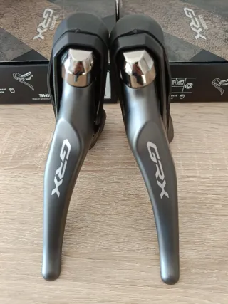 Manetas SHIMANO GRX-810 1x11
