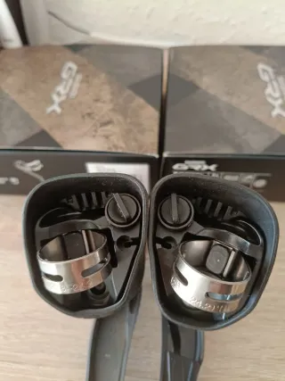 Manetas SHIMANO GRX-810 1x11