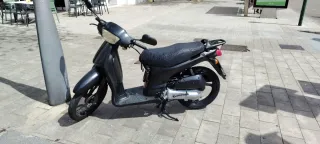 Honda Scoopy 100cc Negra Automática